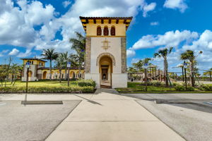 Gran Paradiso Amenities - Venice-2