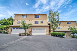 001_20111 W Ridge Ct 24_
