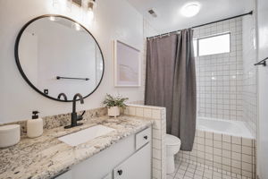 035_20111 W Ridge Ct 24_
