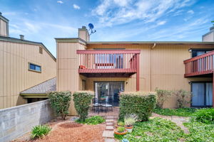 038_20111 W Ridge Ct 24_