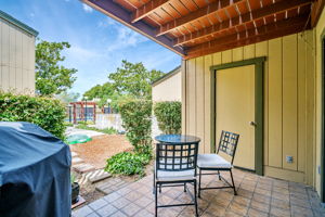 042_20111 W Ridge Ct 24_