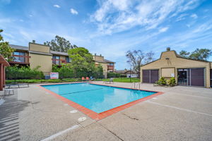 045_20111 W Ridge Ct 24_