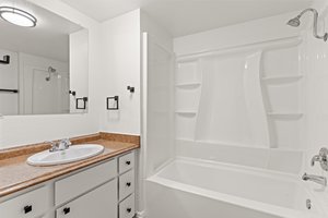  Photo 23