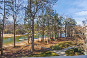 Easy lakefront access