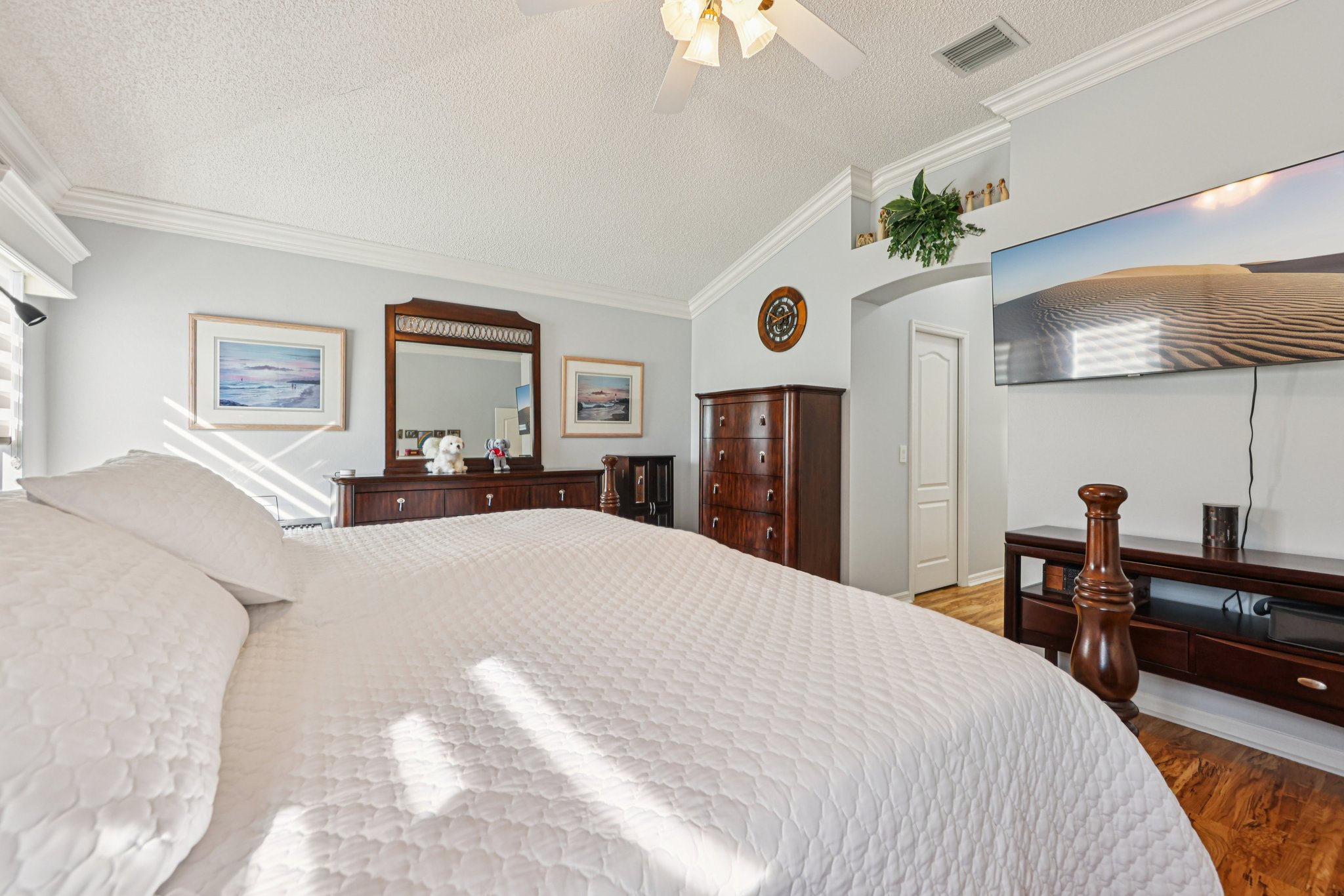 Santo Domingo Dr-S2410-027.jpg