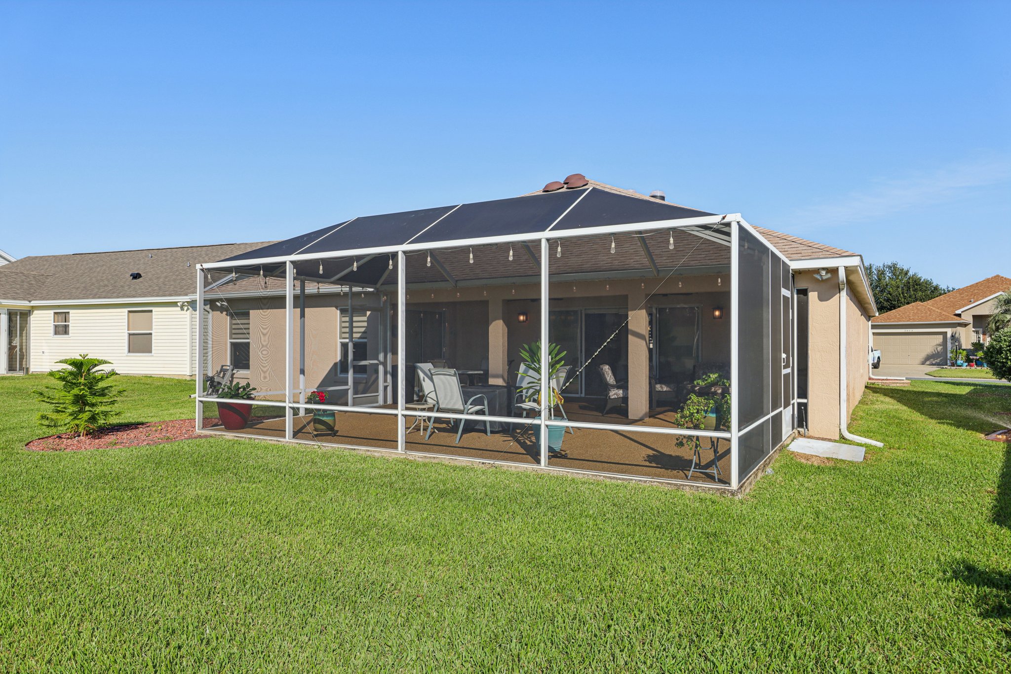 Santo Domingo Dr-S2410-047.jpg