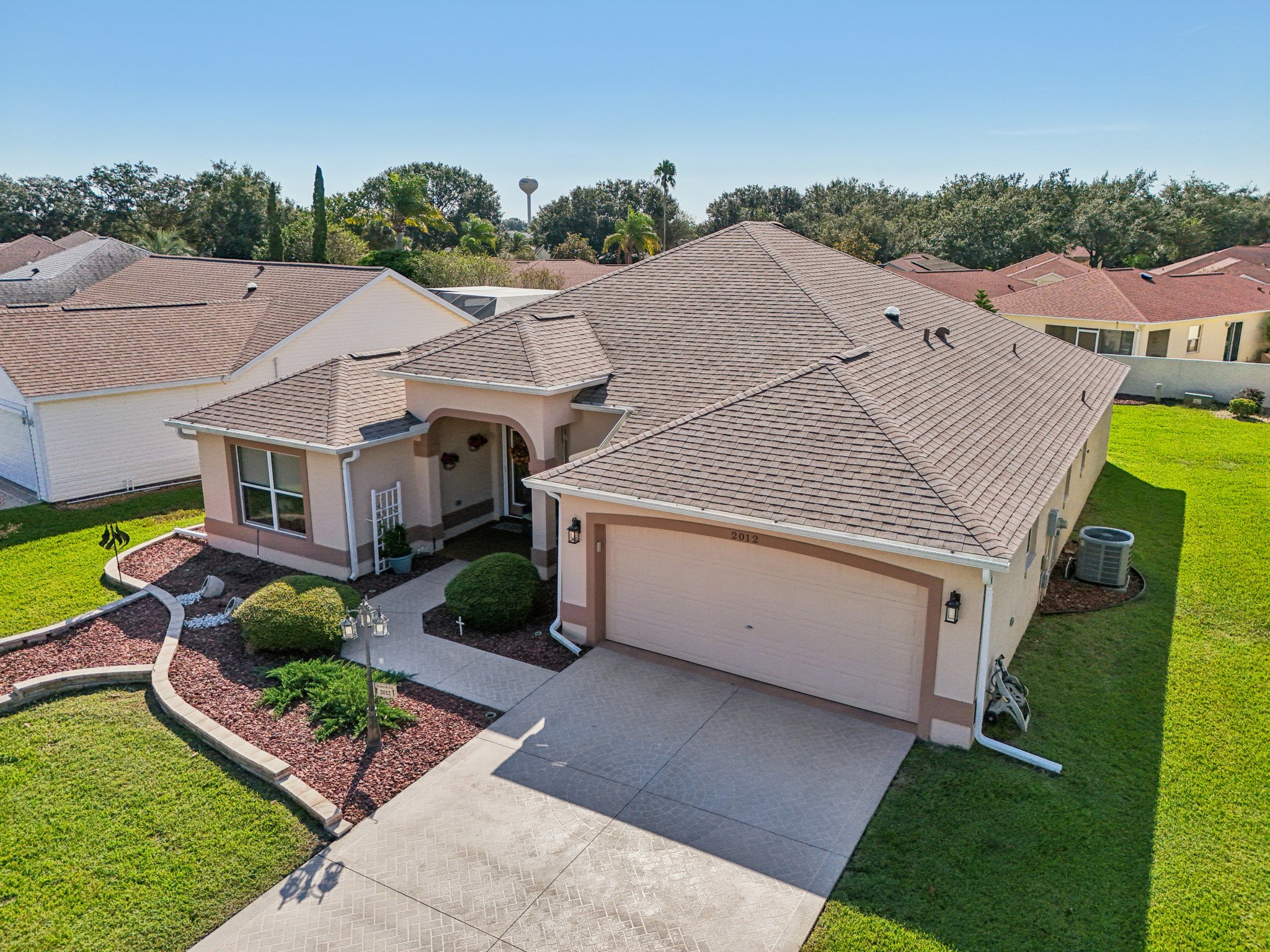 Santo Domingo Dr-S2410-050.jpg