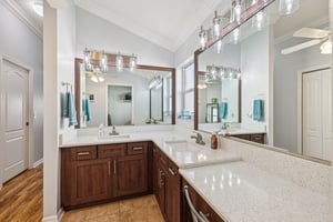 Santo Domingo Dr-S2410-031.jpg