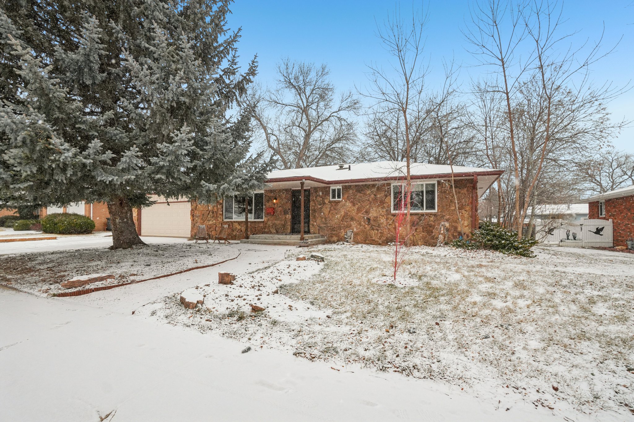 Van Buren Ave-S2401-003.jpg