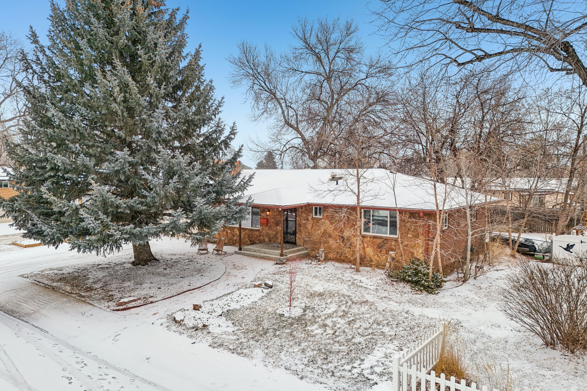 Van Buren Ave-S2401-037.jpg