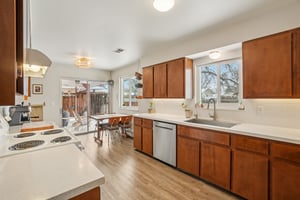 Van Buren Ave-S2401-012.jpg