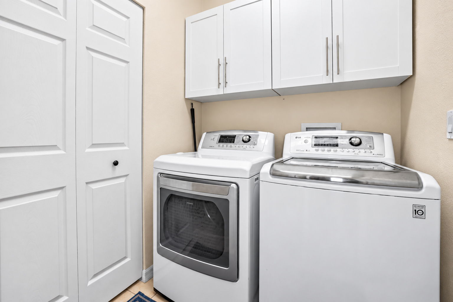 Laundry - Photo 01