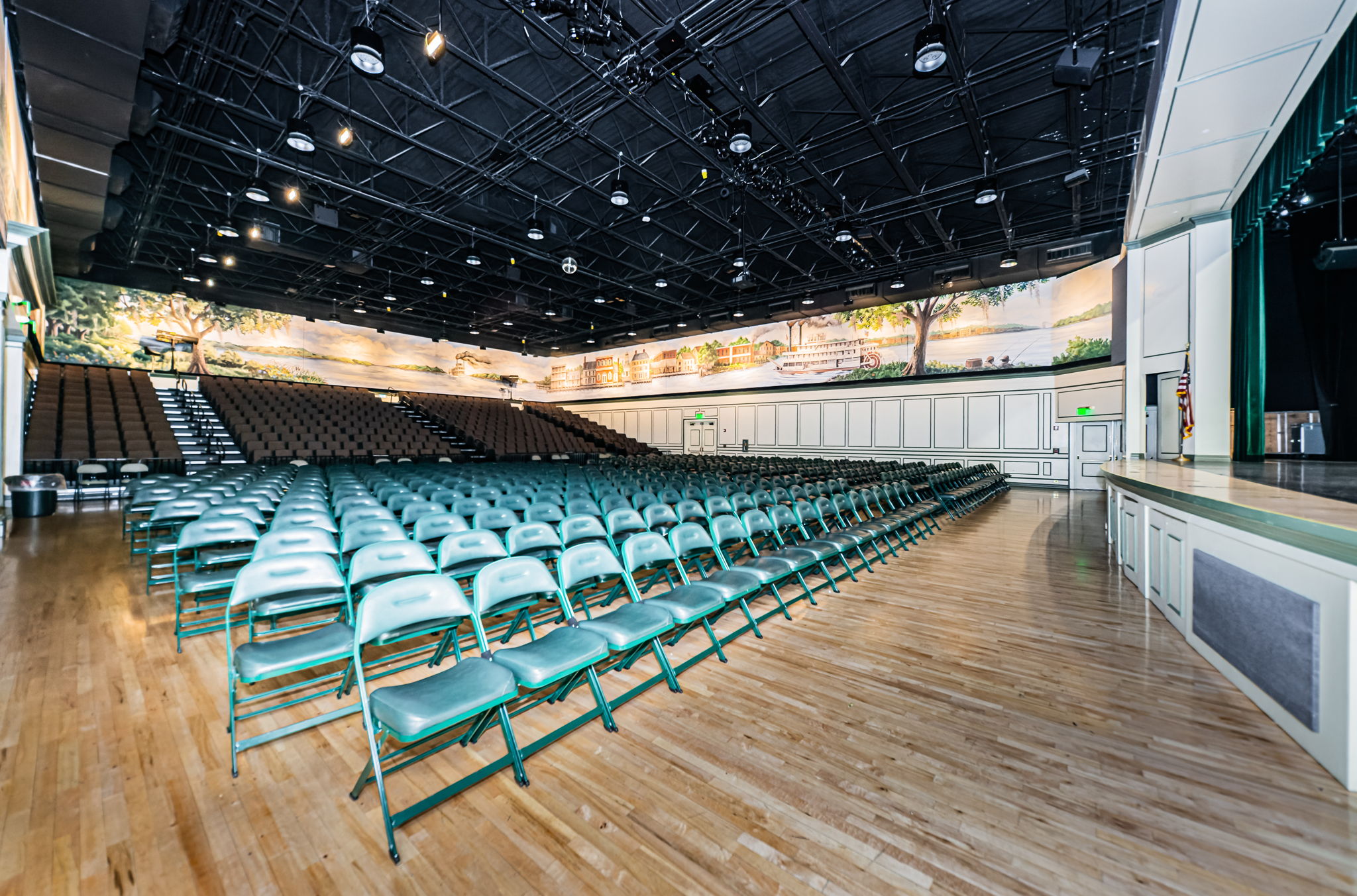 19-Savannah Club Clubhouse Theater