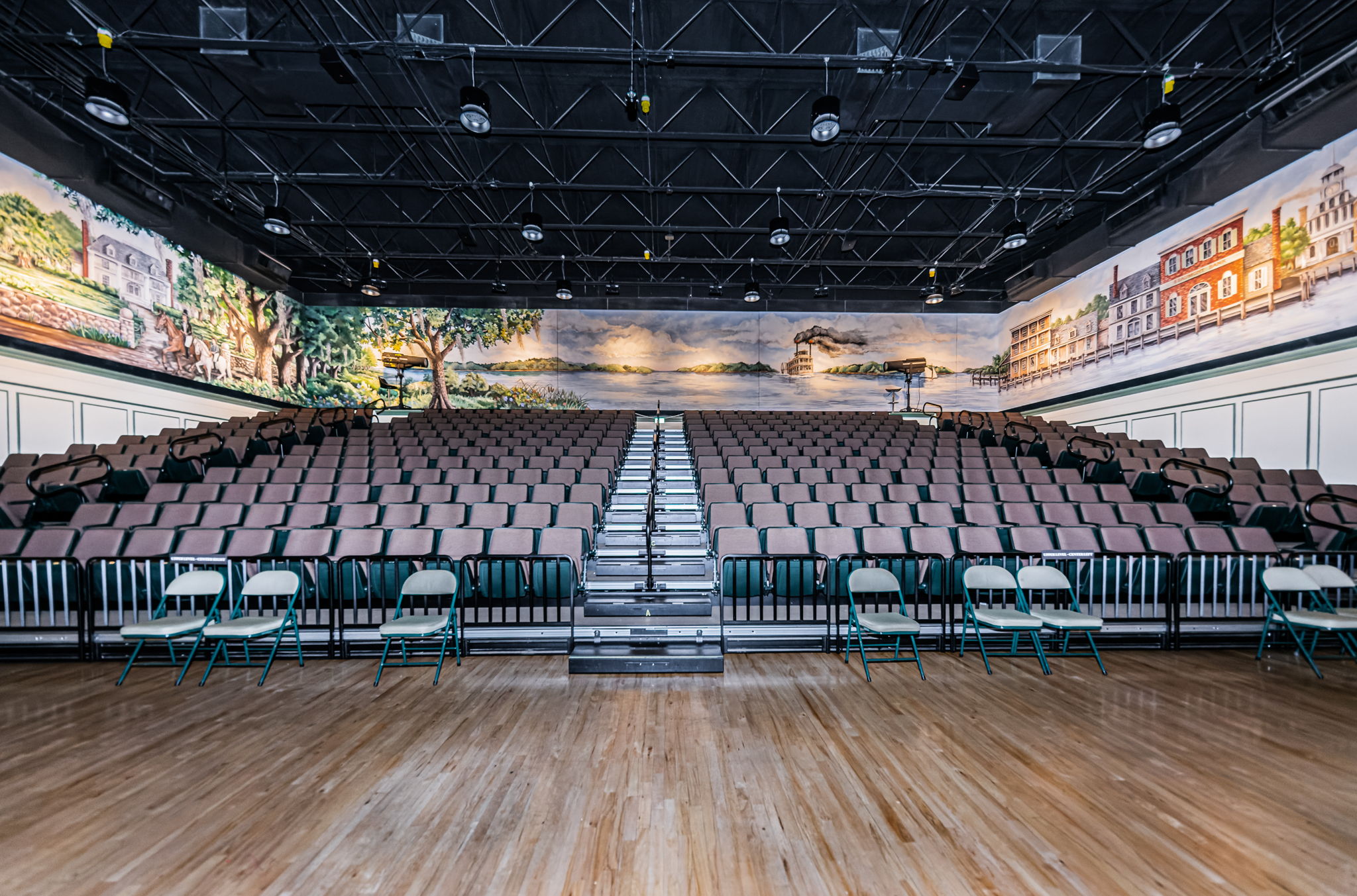 20-Savannah Club Clubhouse Theater