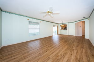 Living Room4-2