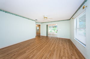 Living Room2-2