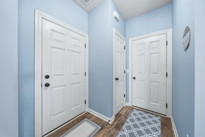  Photo 44