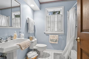 Upper Bath 2