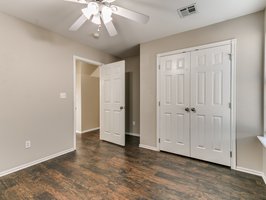  Photo 47