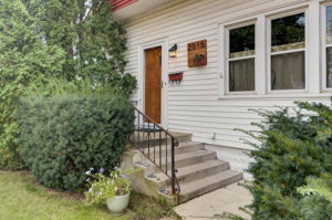  2015 E 42nd St, Minneapolis, MN 55407, US Photo 3