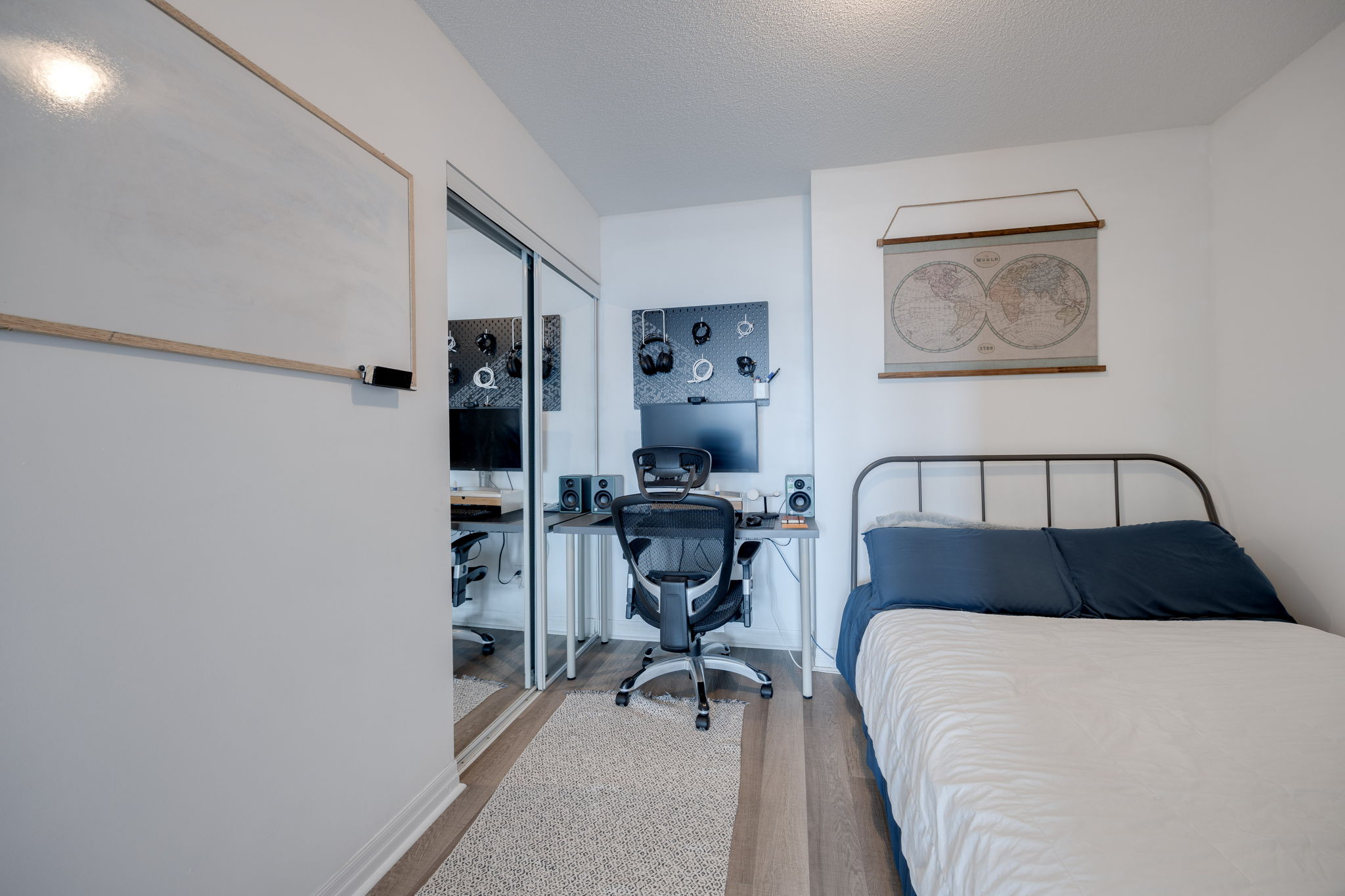 Toronto property showcase — delivered property photograph 18