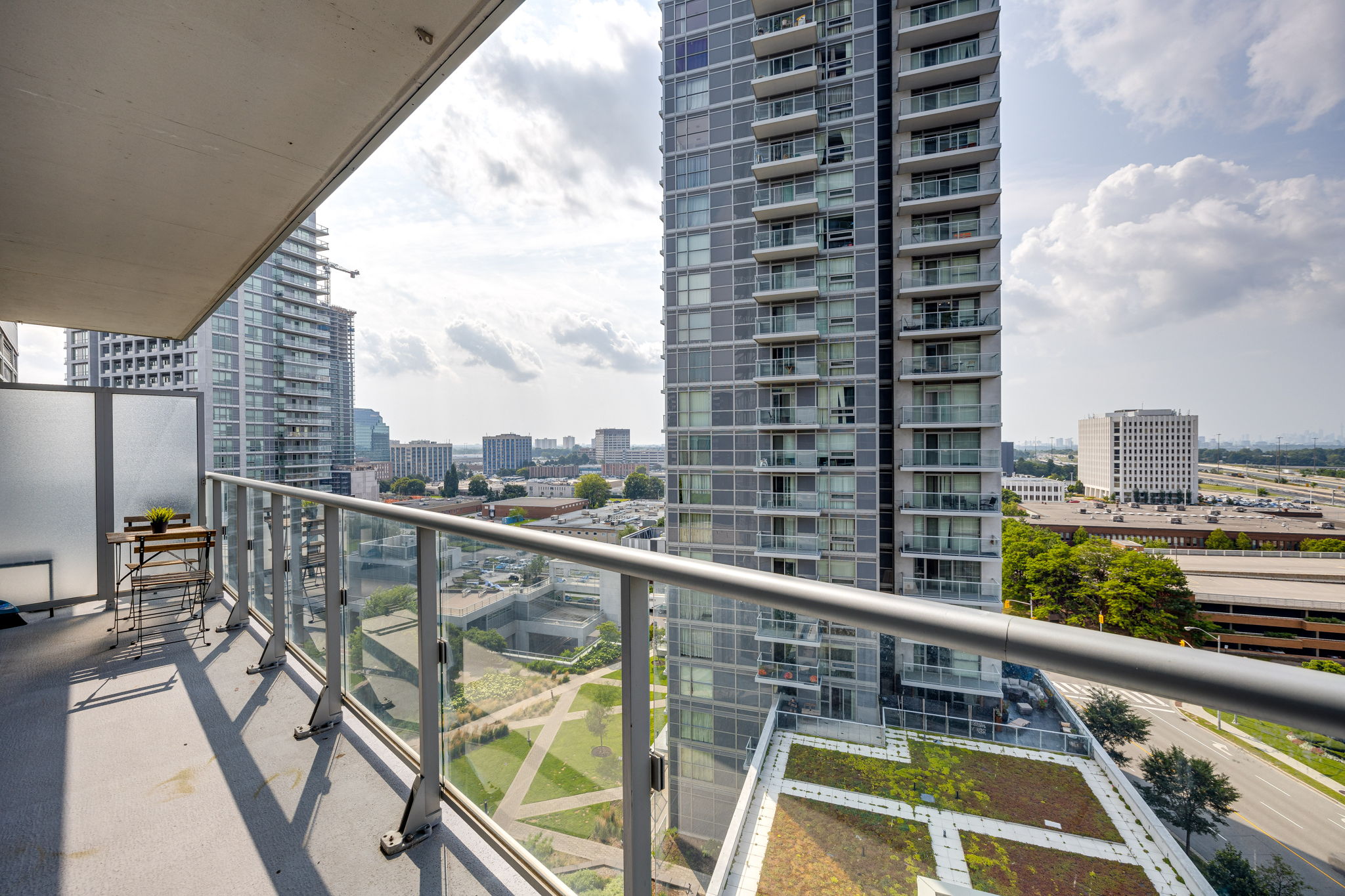 Toronto property showcase — delivered property photograph 23