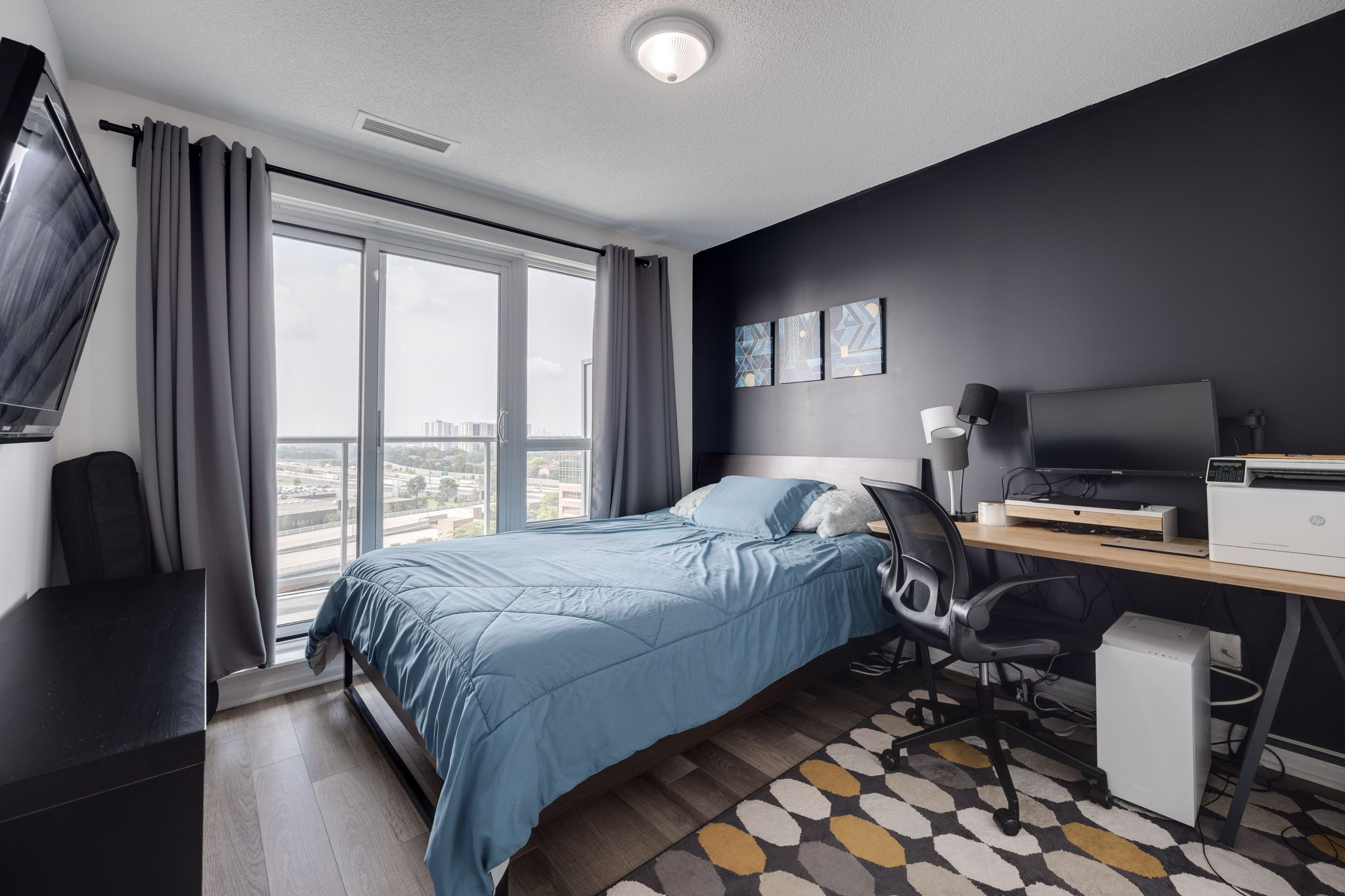 Toronto property showcase — delivered property photograph 12