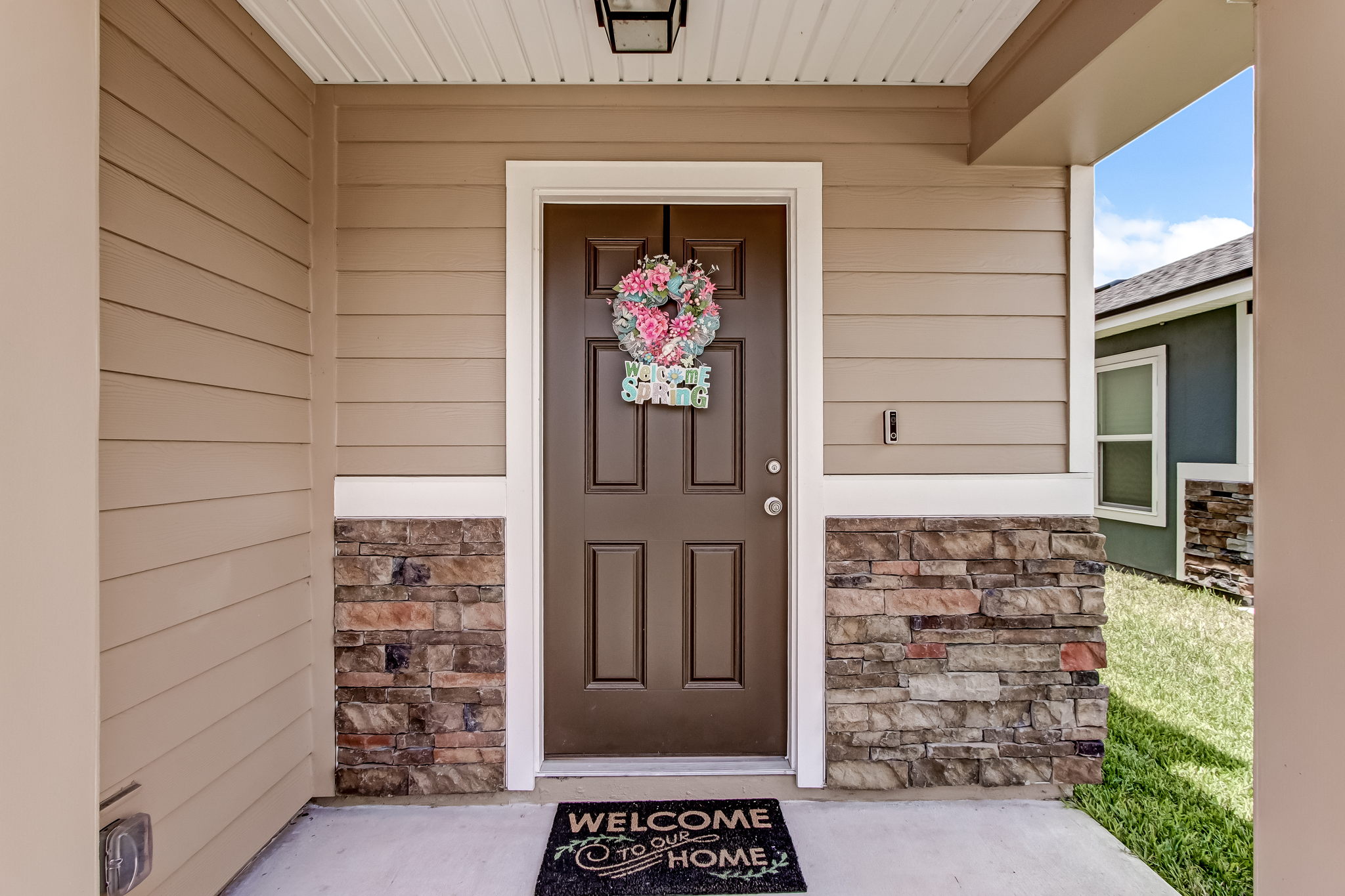 Front Entry Detail
