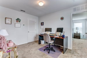 Bedroom/Office