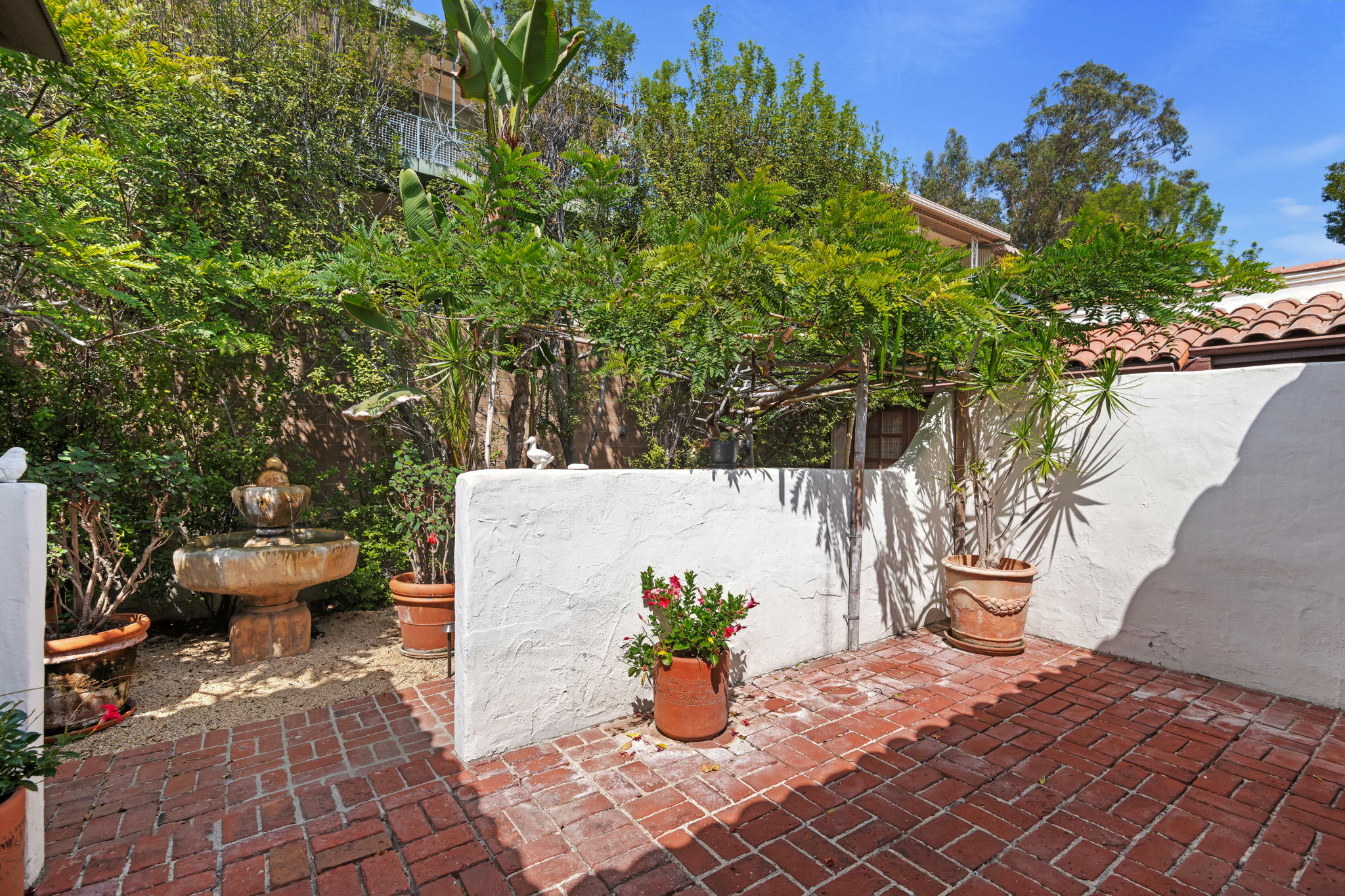 08-Front Patio