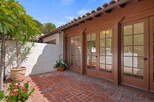 09-Front Patio