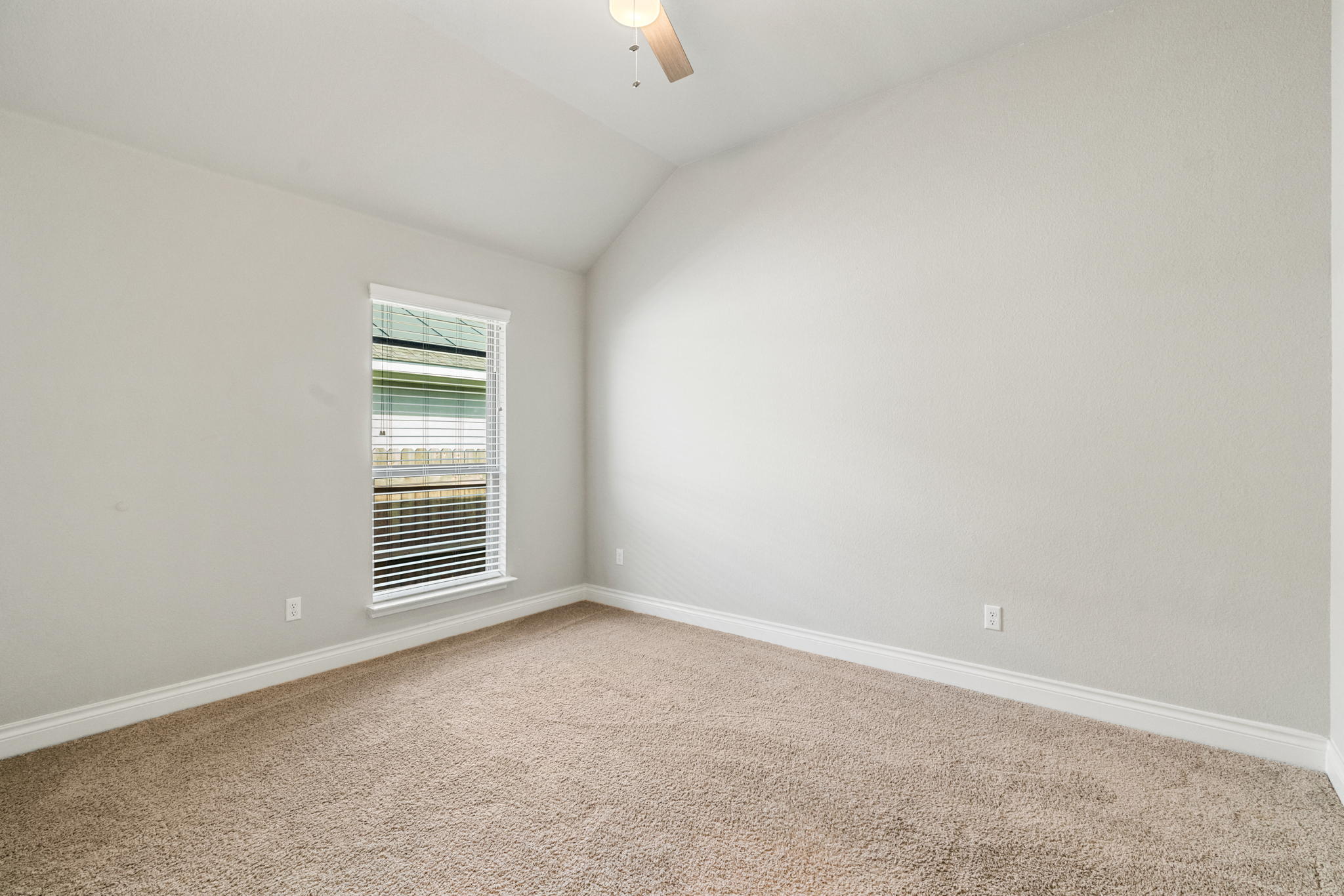 2016 Stirling St, Leander, TX 78641, USA Photo 23