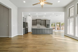 2016 Stirling St, Leander, TX 78641, USA Photo 9