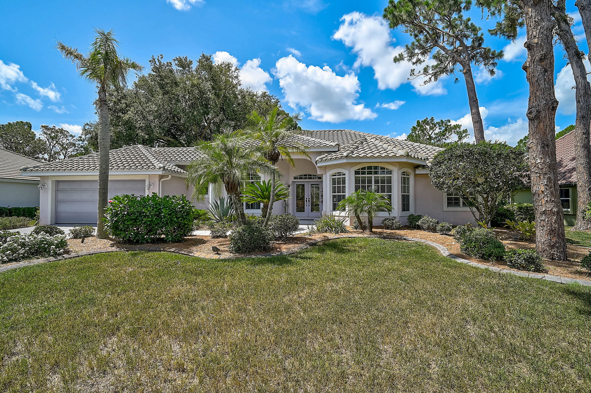2016 White Feather Ln-1