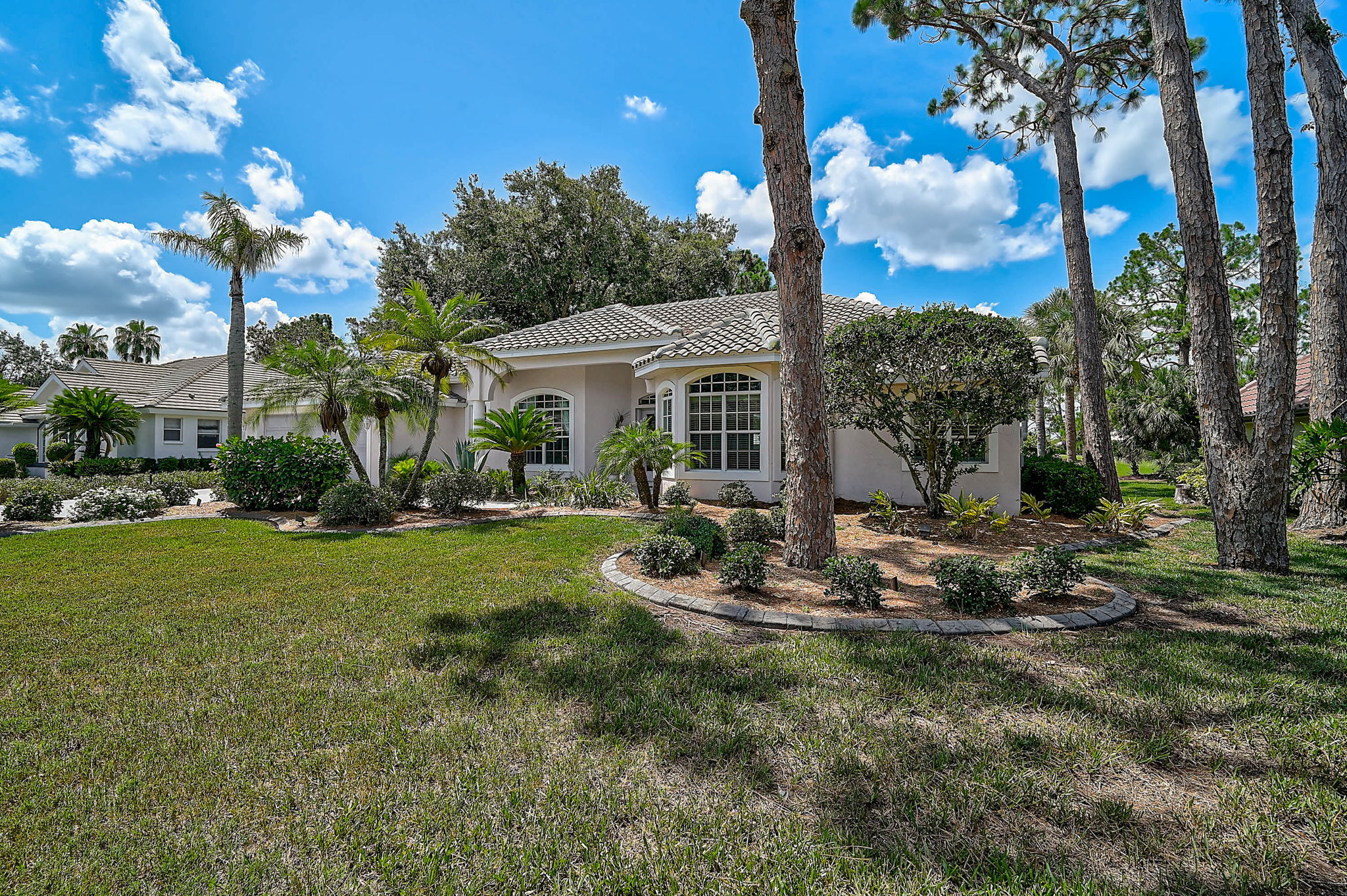 2016 White Feather Ln-3