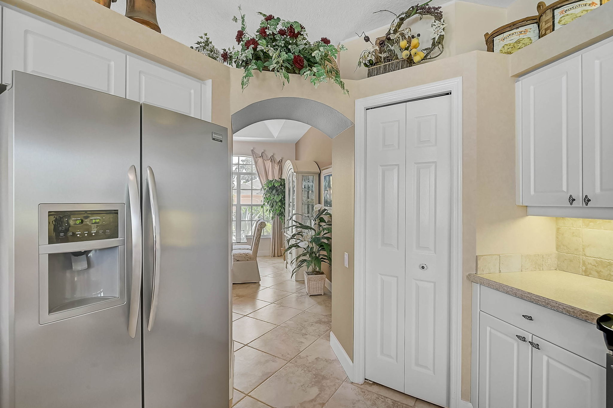 2016 White Feather Ln-21