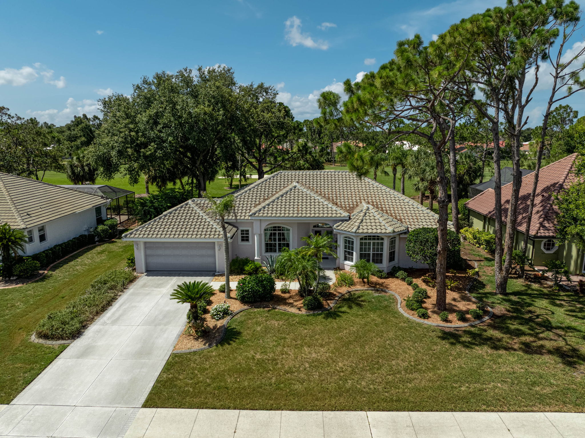 2016 White Feather Ln-38