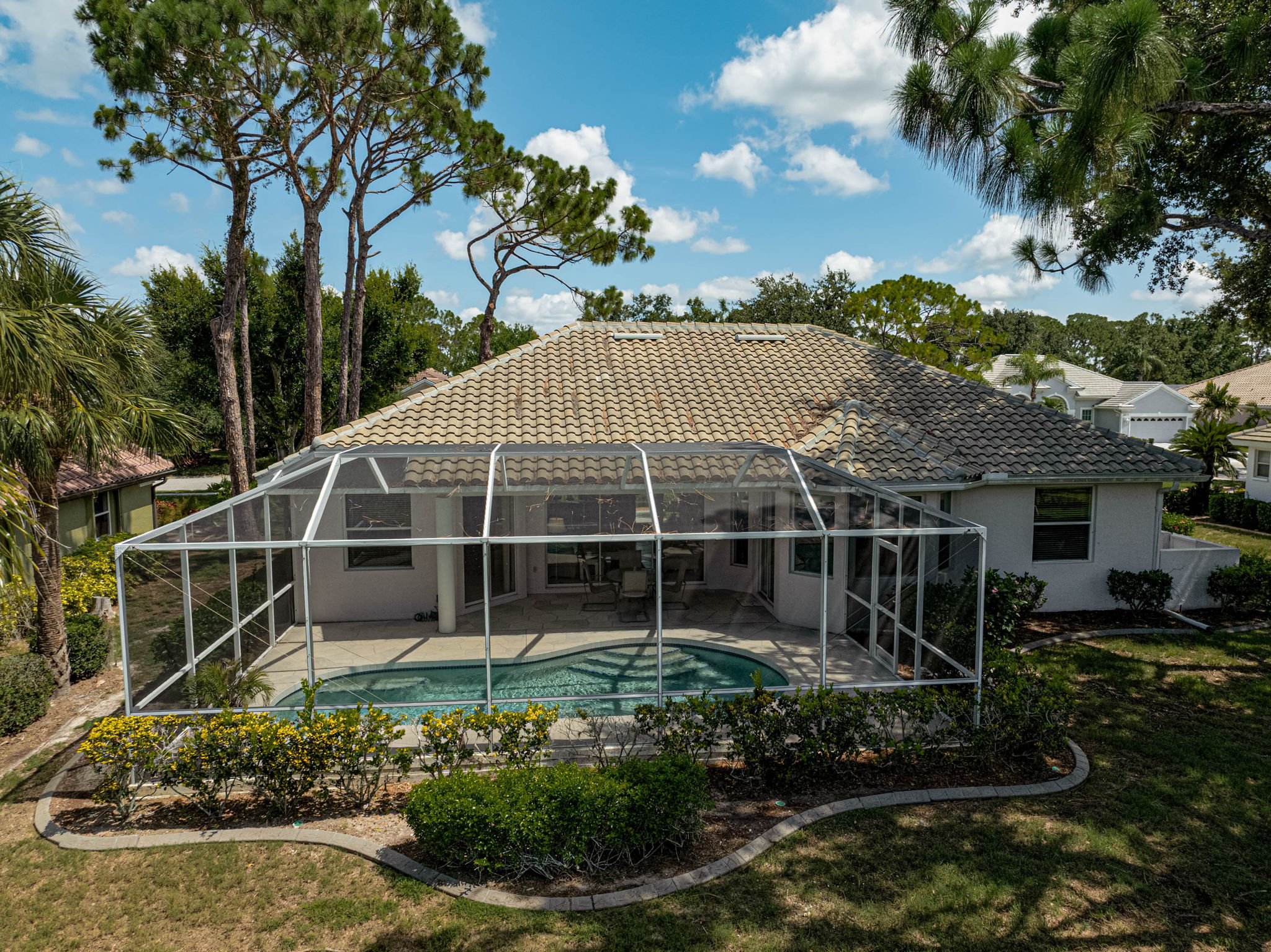2016 White Feather Ln-45
