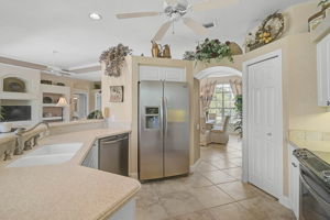 2016 White Feather Ln-18