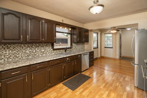 06-Kitchen