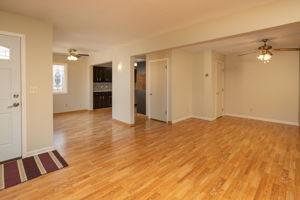 14-Family Room
