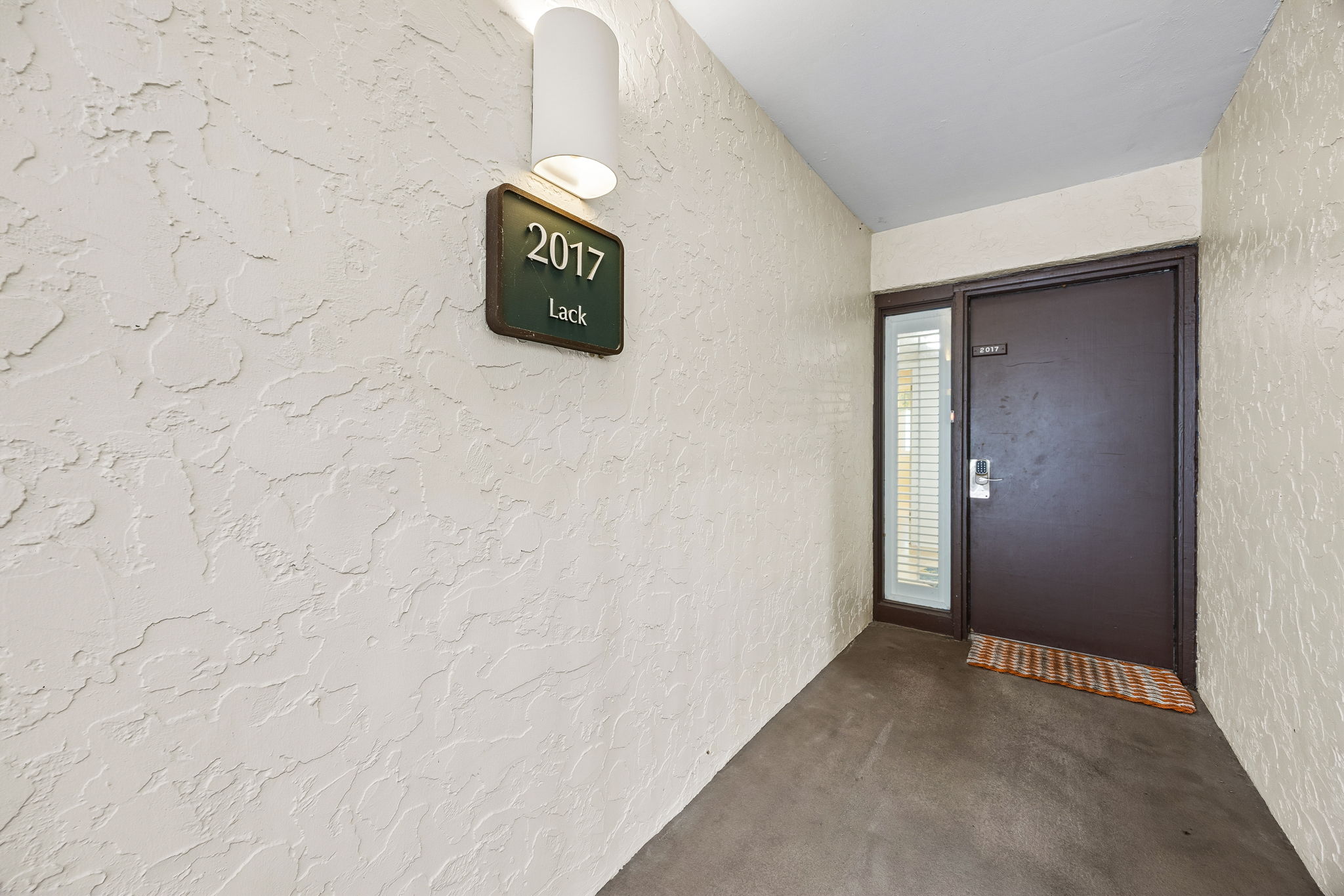 Front Entry Detail