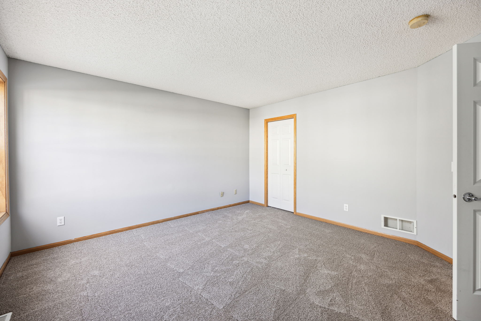 18_Interior