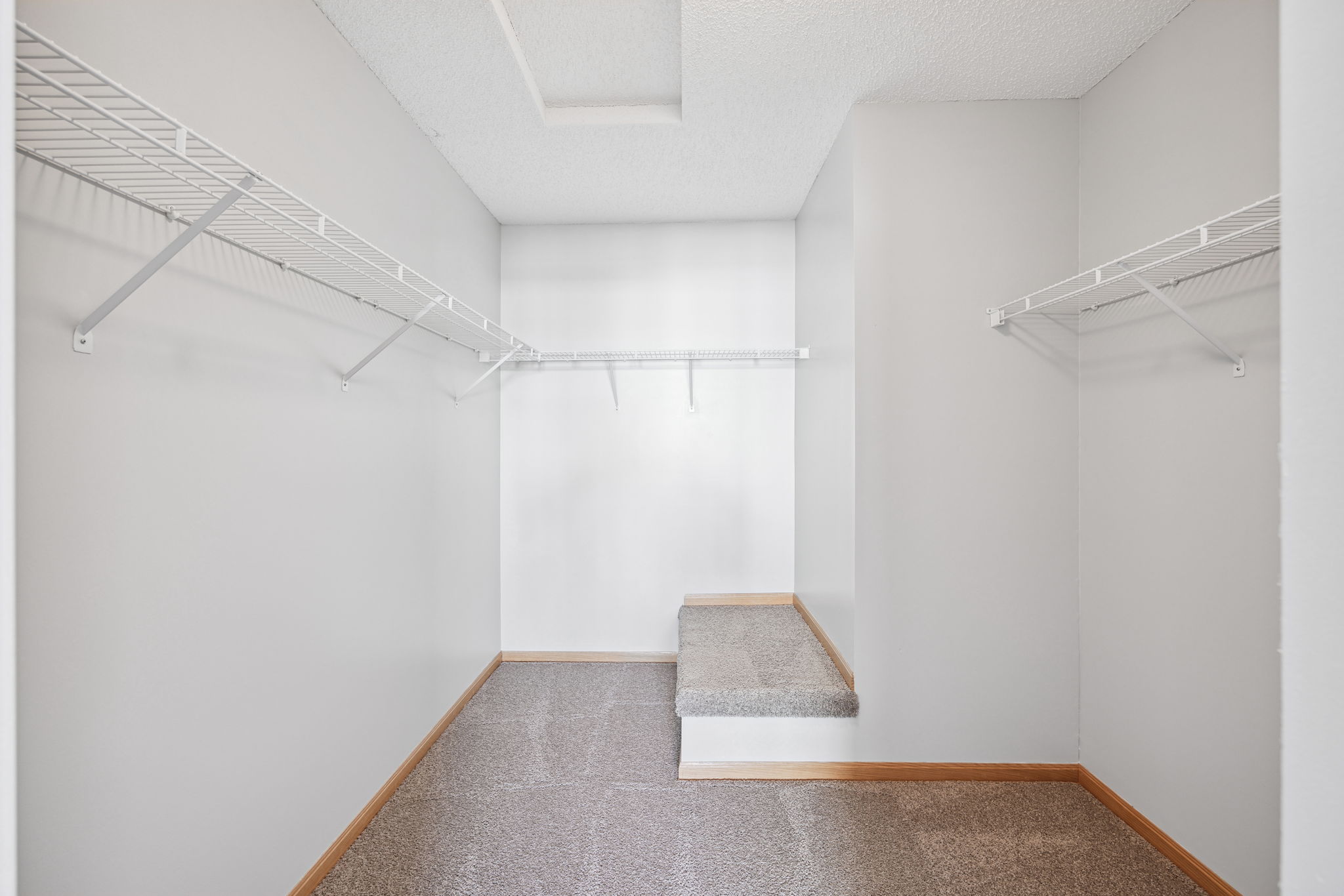 20_Interior