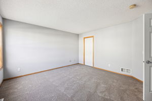 18_Interior