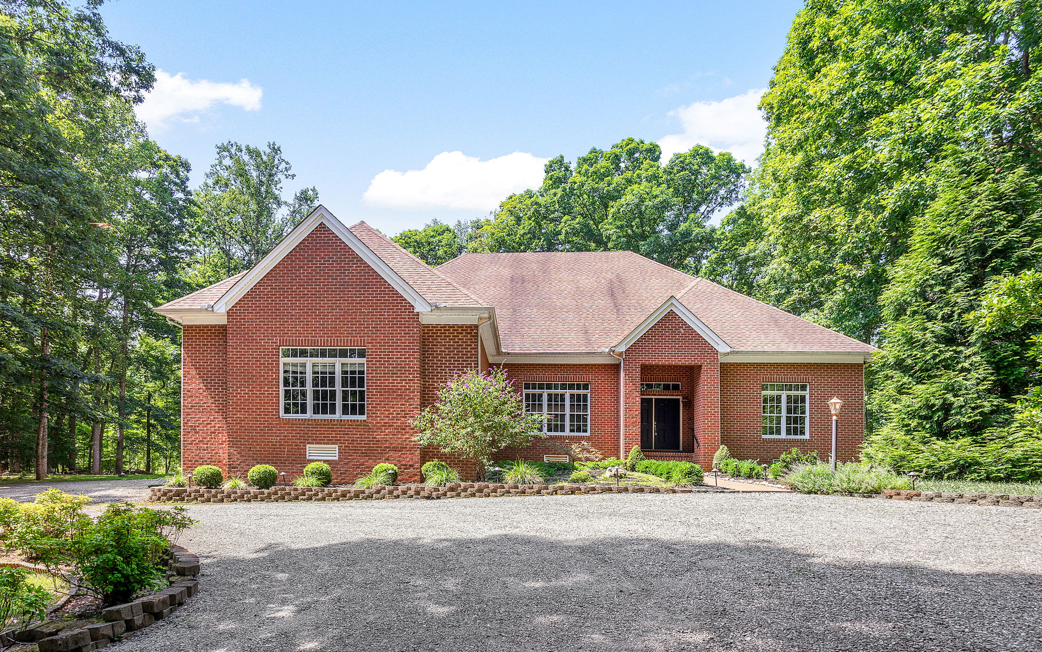 02-Exterior Front
