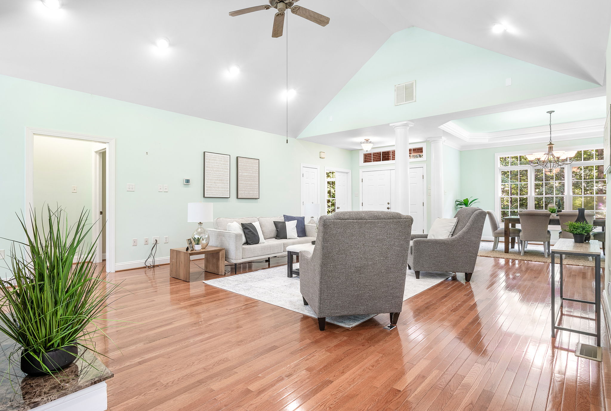 11-Family Room