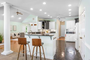 22-Kitchen