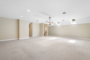 39-Bonus Room