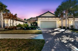 DSC_8383 day to dusk.jpeg